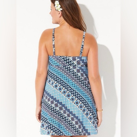 Swimsuits for all Crest Tie Front Underwire Swimdress - Picture 2 of 14